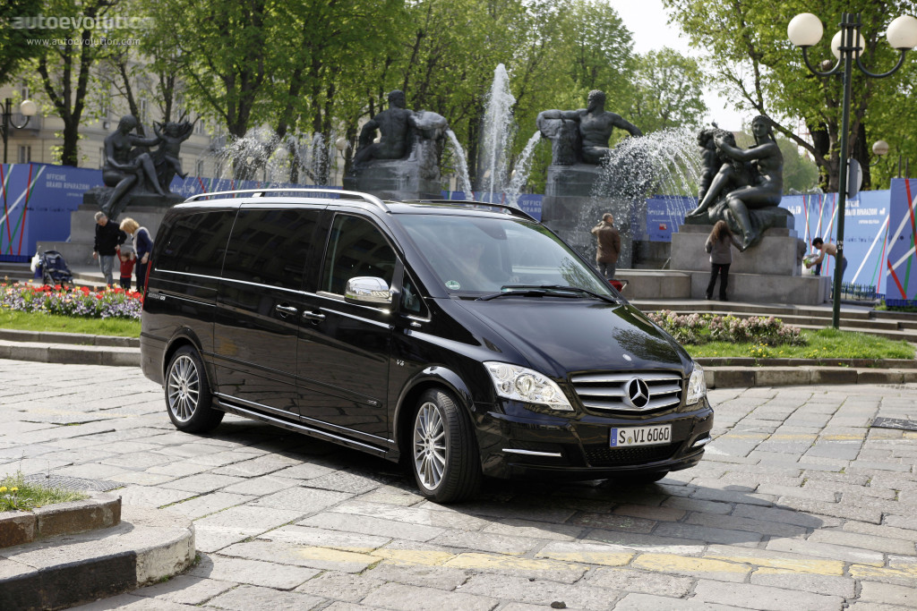 Mercedes Benz Viano photo 19