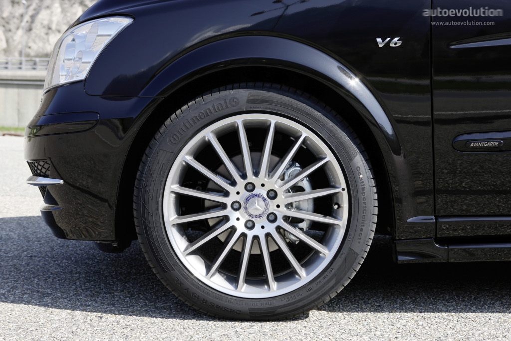 Mercedes Benz Viano photo 25