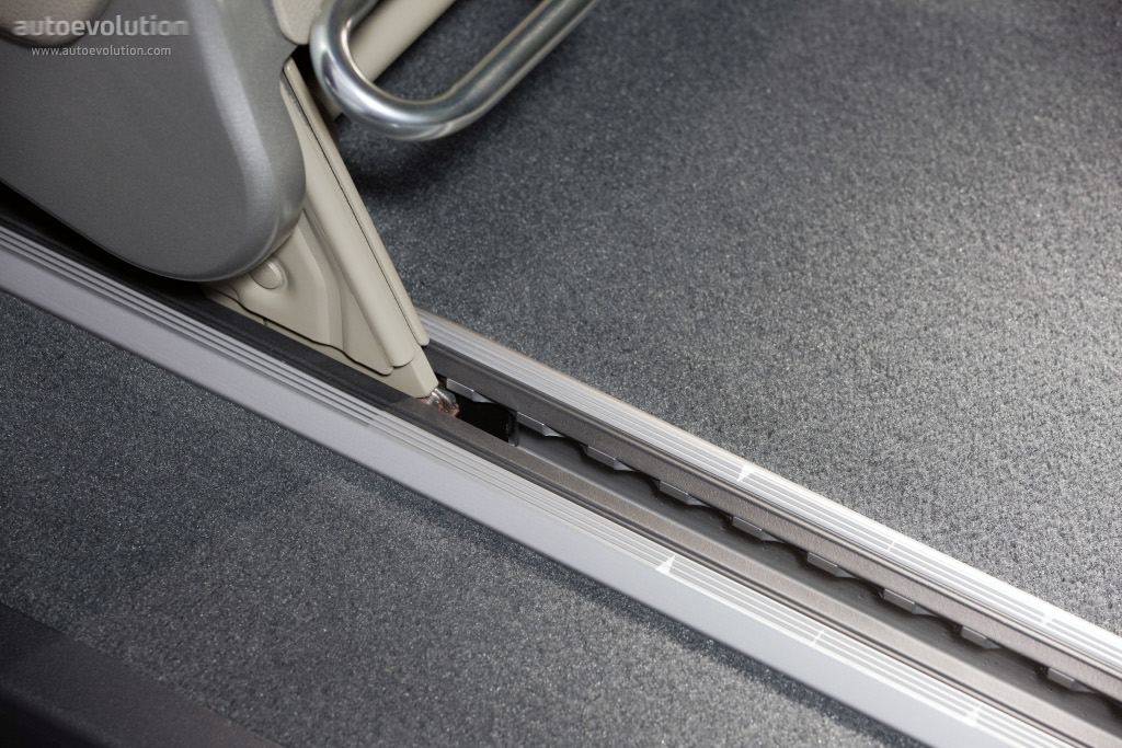 Mercedes Benz Viano photo 31