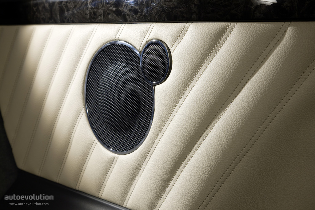 Mercedes Benz Viano photo 35