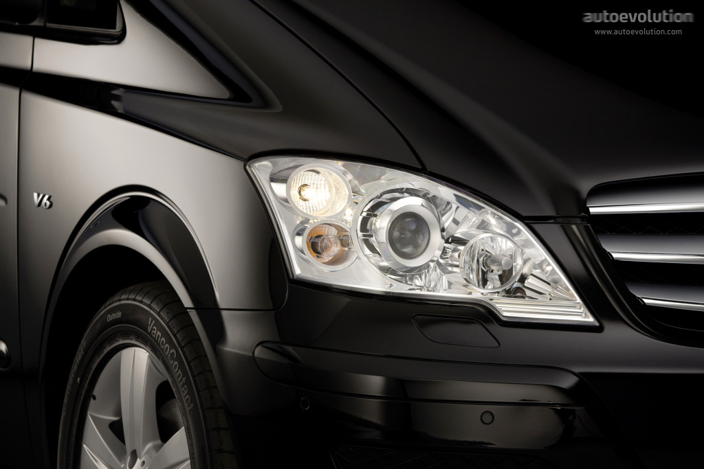 Mercedes Benz Viano photo 9