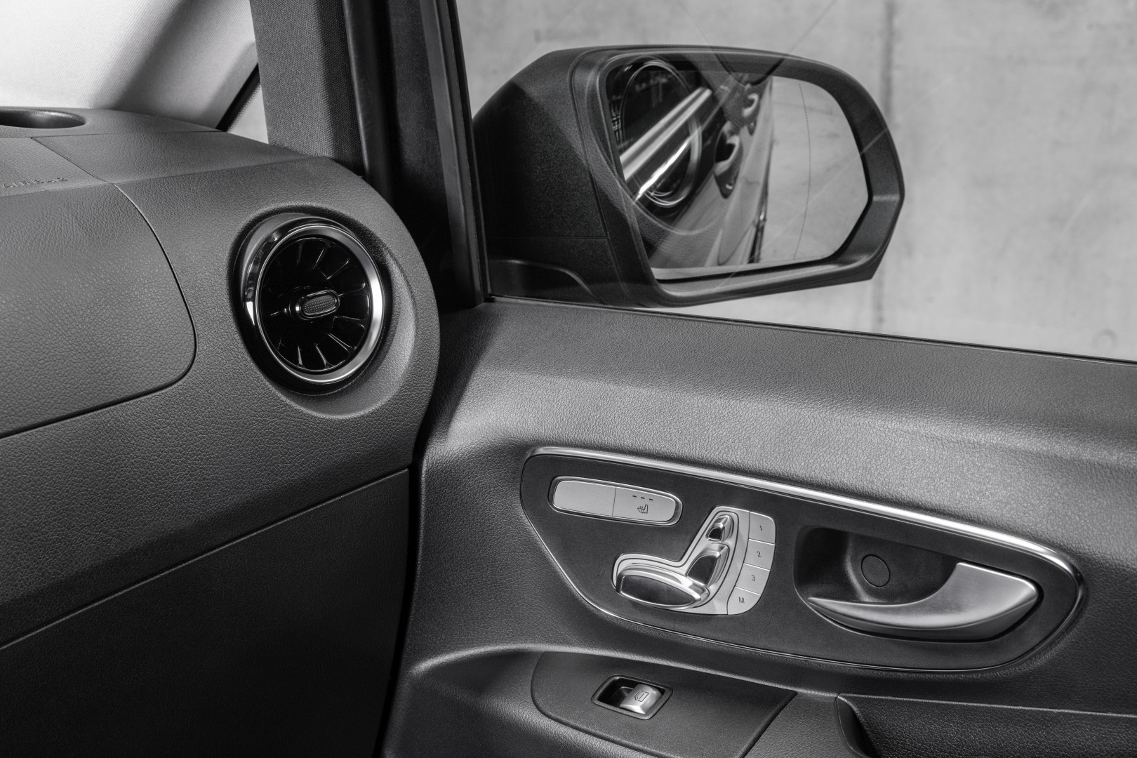 Mercedes Benz Vito photo 40