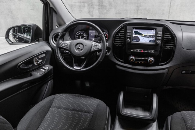 Mercedes Benz Vito photo 49
