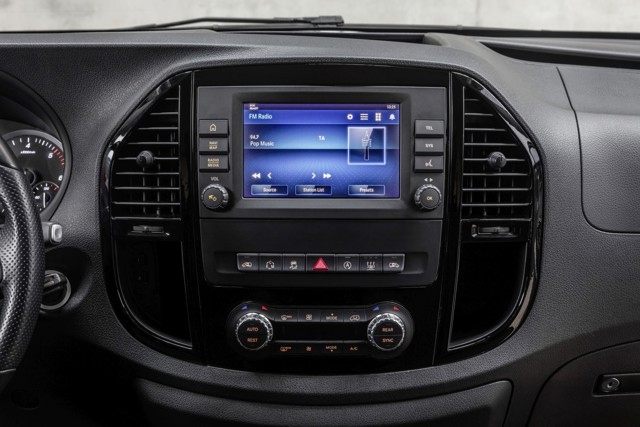 Mercedes Benz Vito photo 44