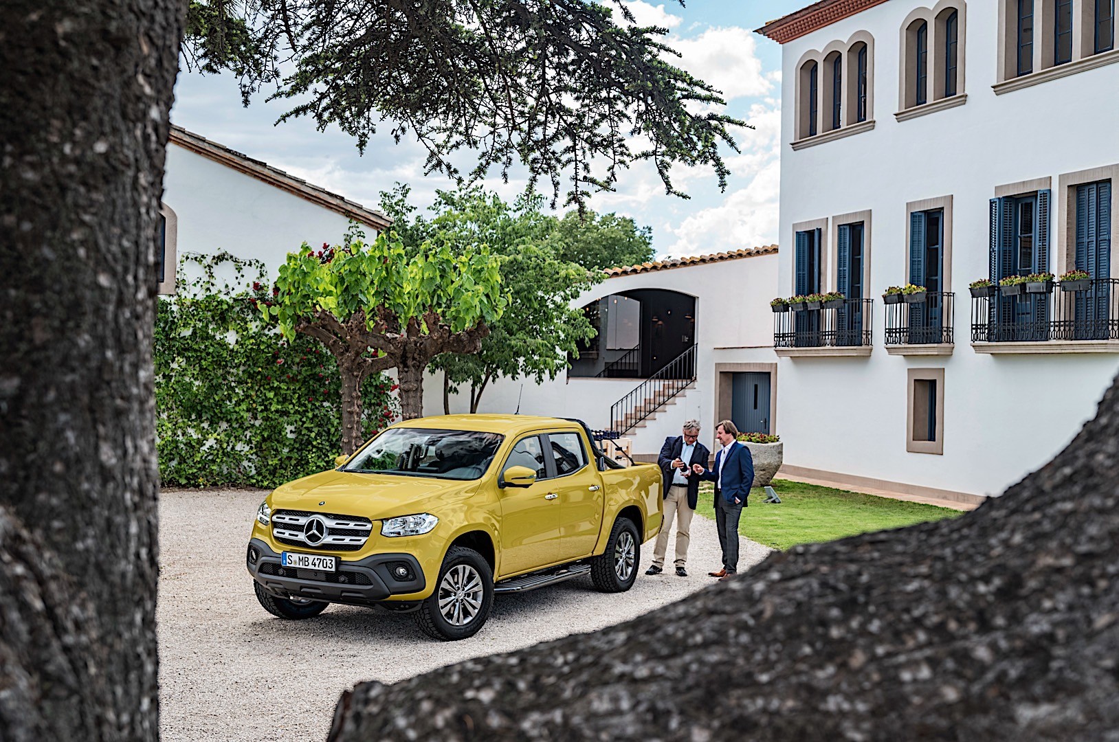 Mercedes Benz X-Class photo 19