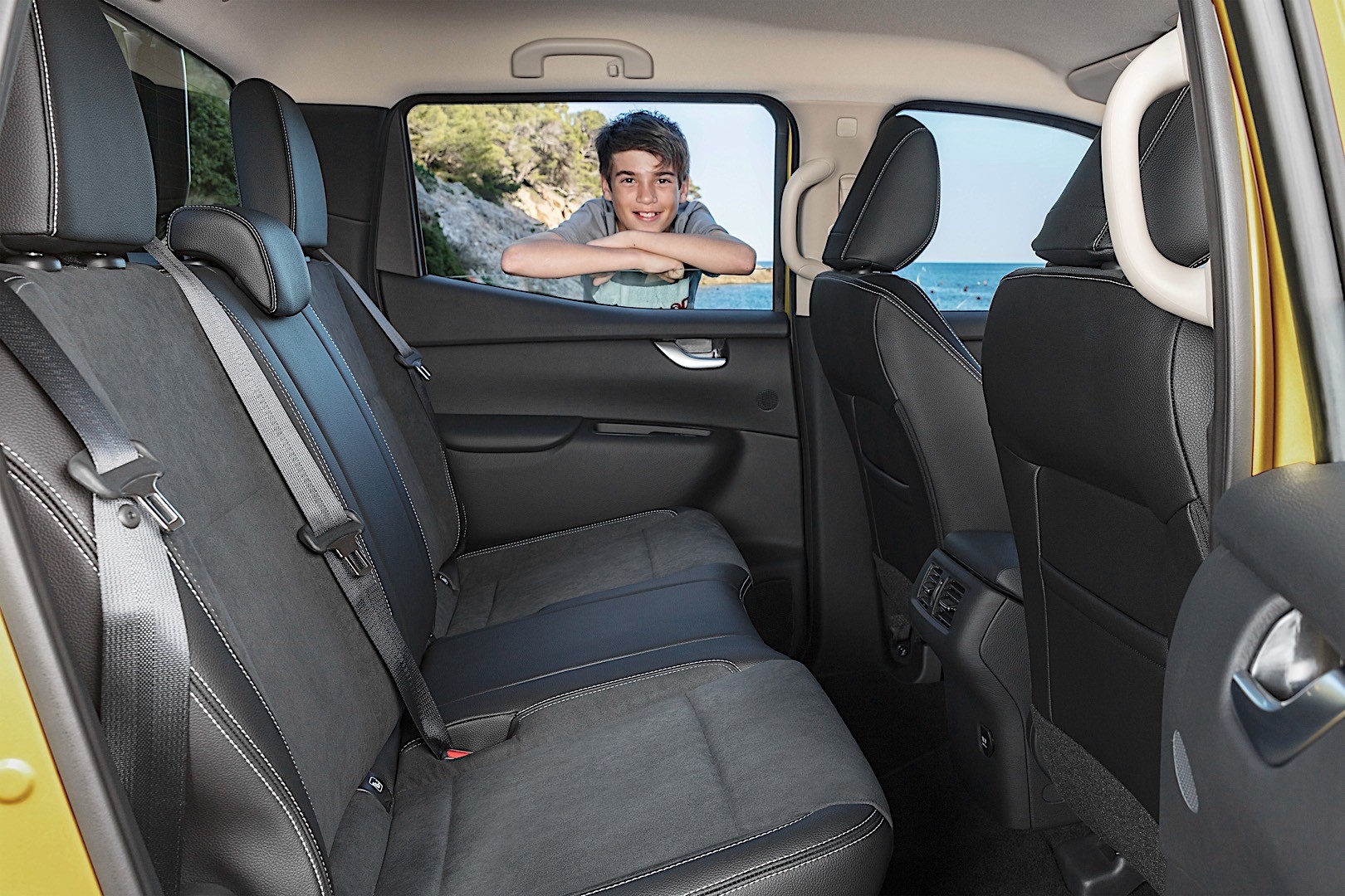 Mercedes Benz X-Class photo 73