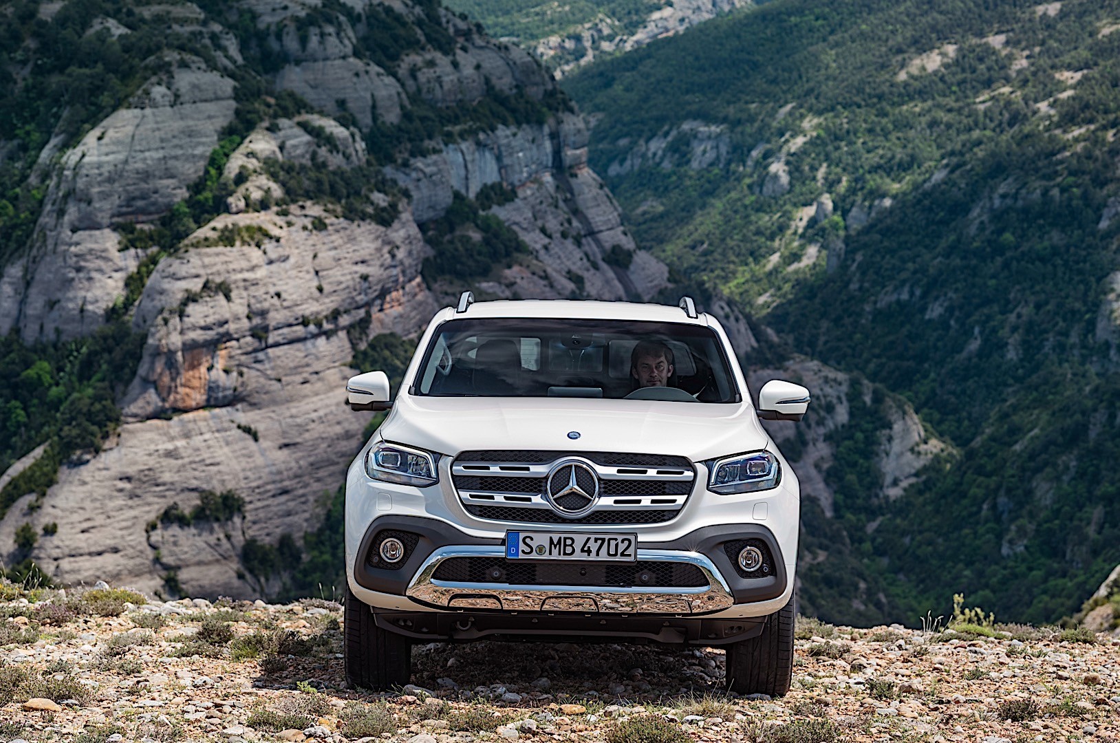 Mercedes Benz X-Class photo 37