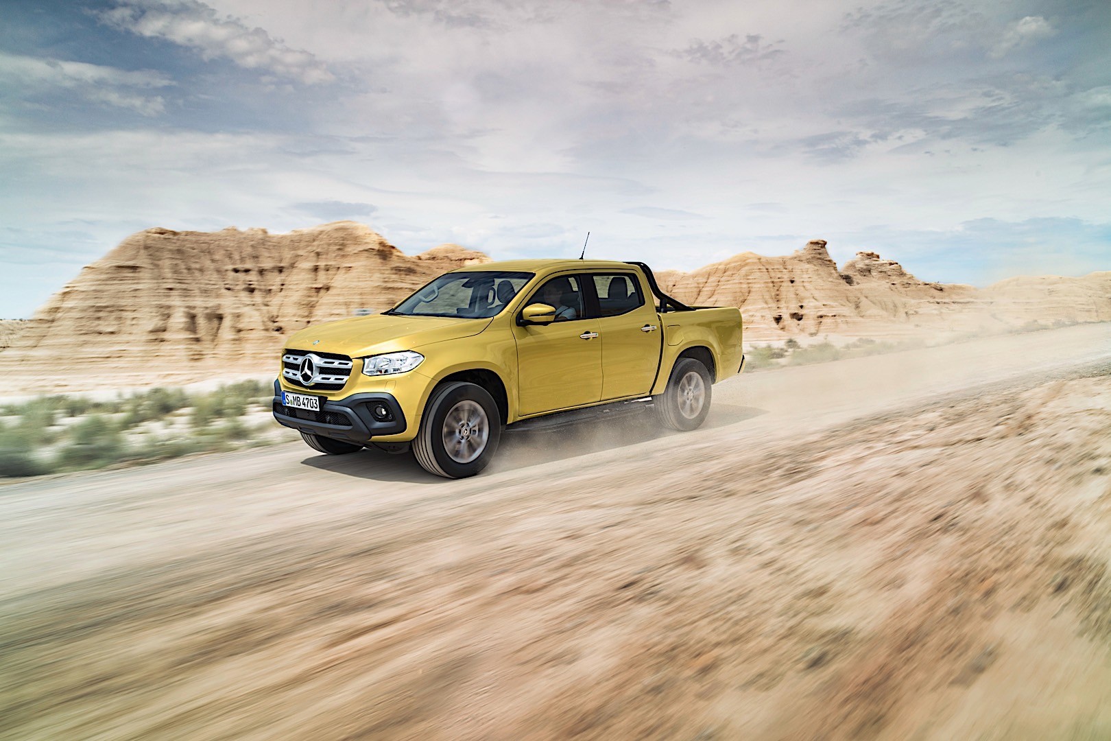 Mercedes Benz X-Class photo 53