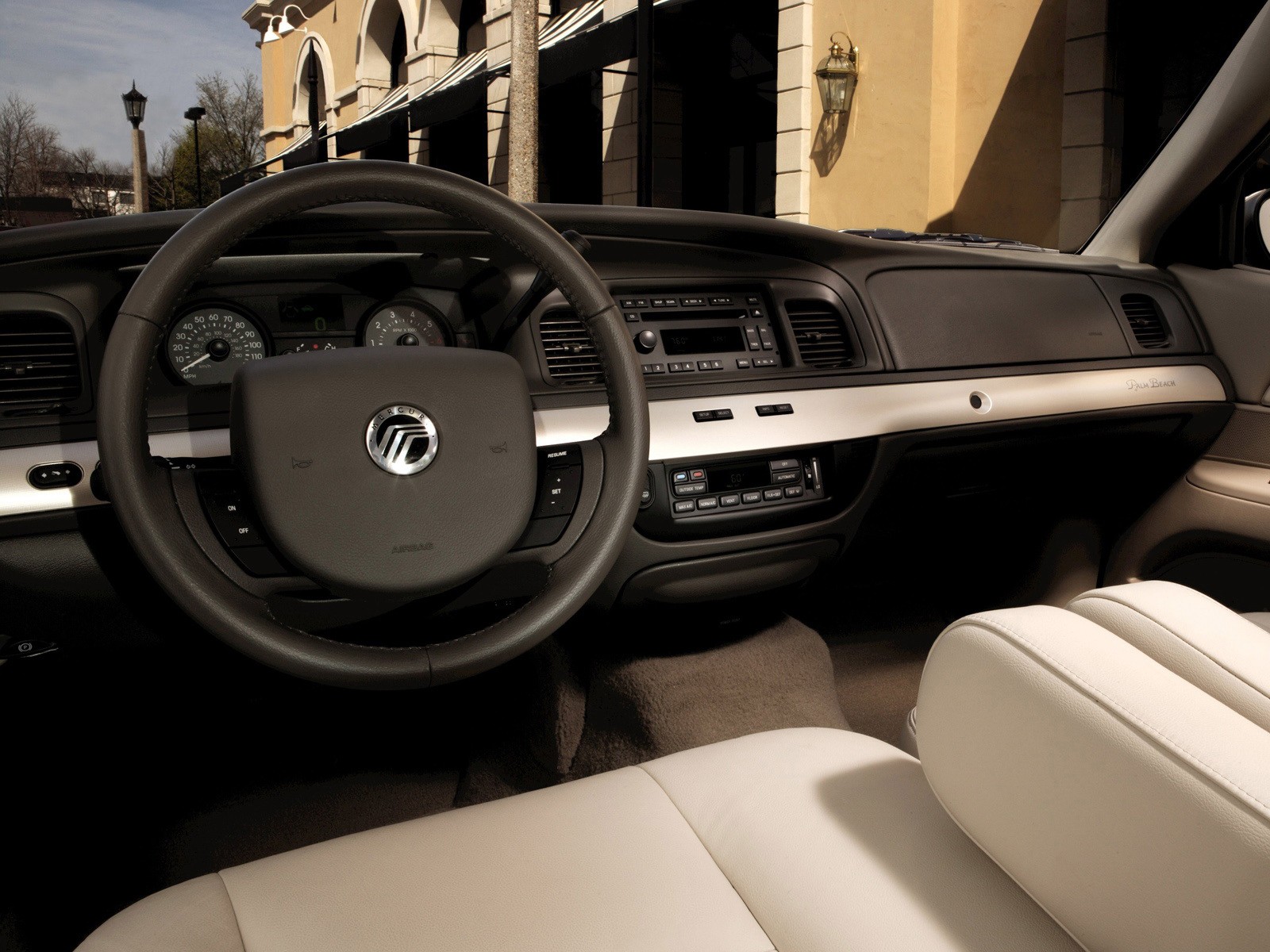 Mercury Grand Marquis photo 22