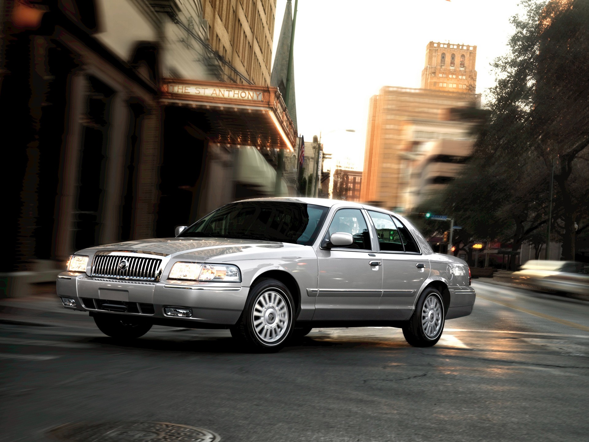 Mercury Grand Marquis photo 13