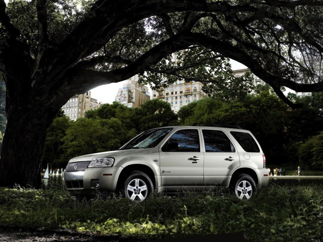 Mercury Mariner photo 22