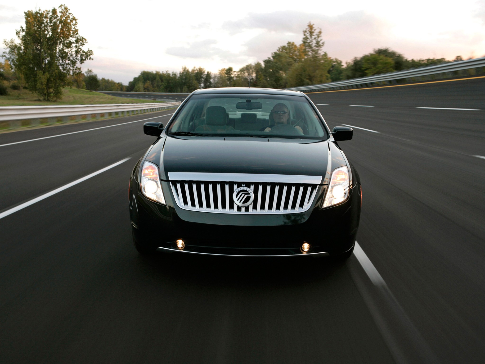 Mercury Milan photo 17