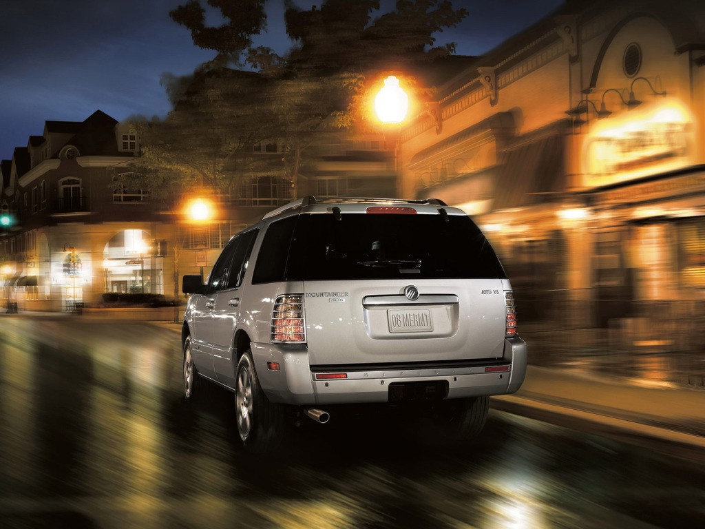 Mercury Mountaineer photo 11