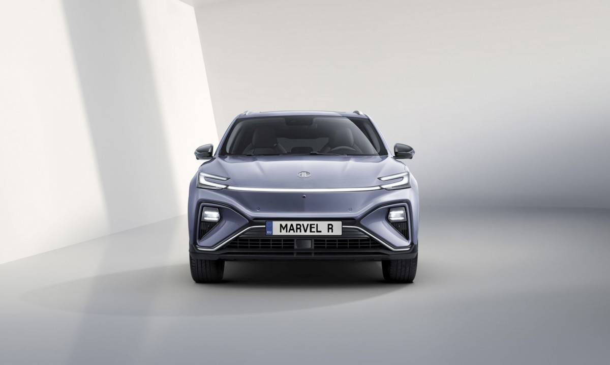 Mercedes Amg Mg Marvel R