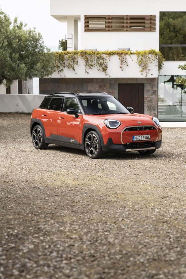 Mini Aceman photo 8