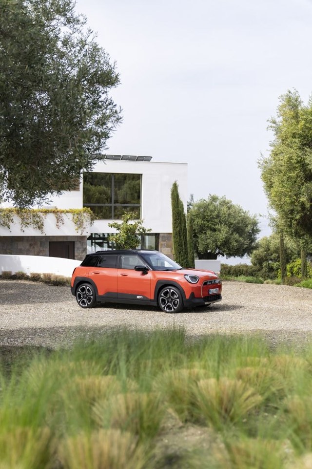 Mini Aceman photo 10