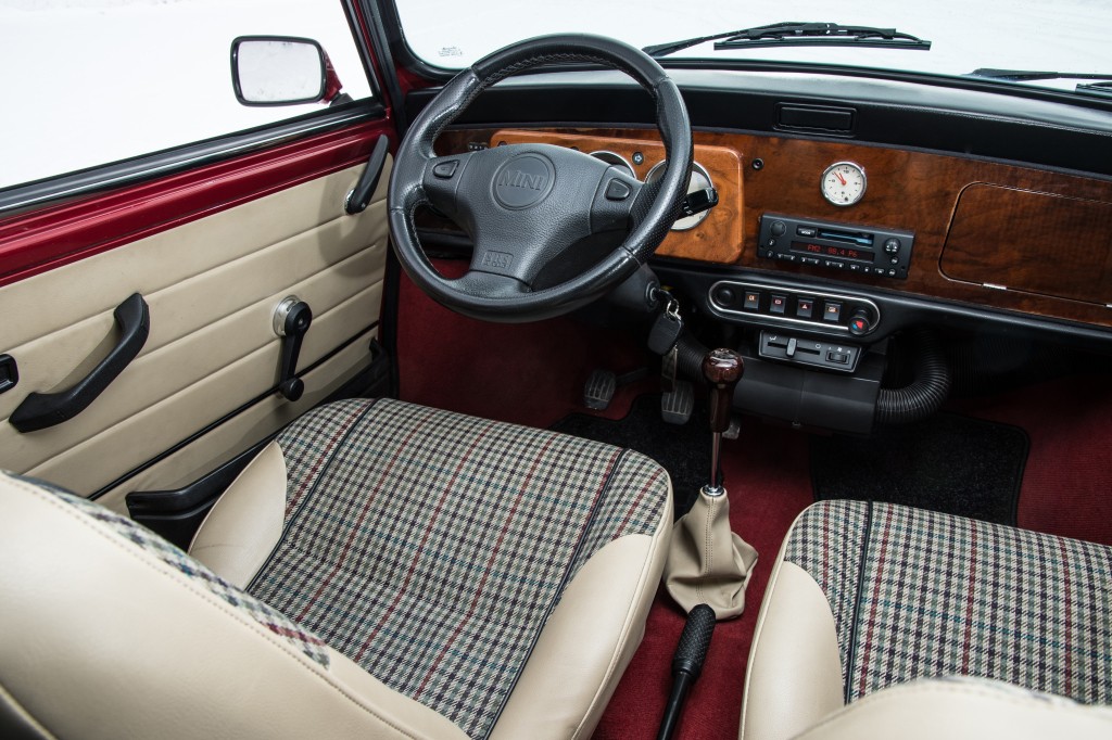 Mini Classic photo 16