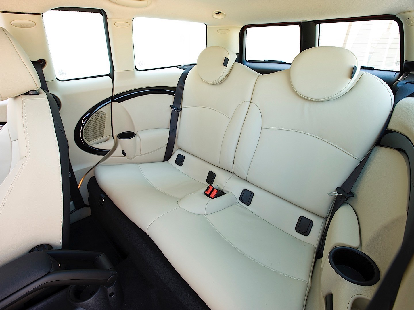 Mini Clubman photo 90