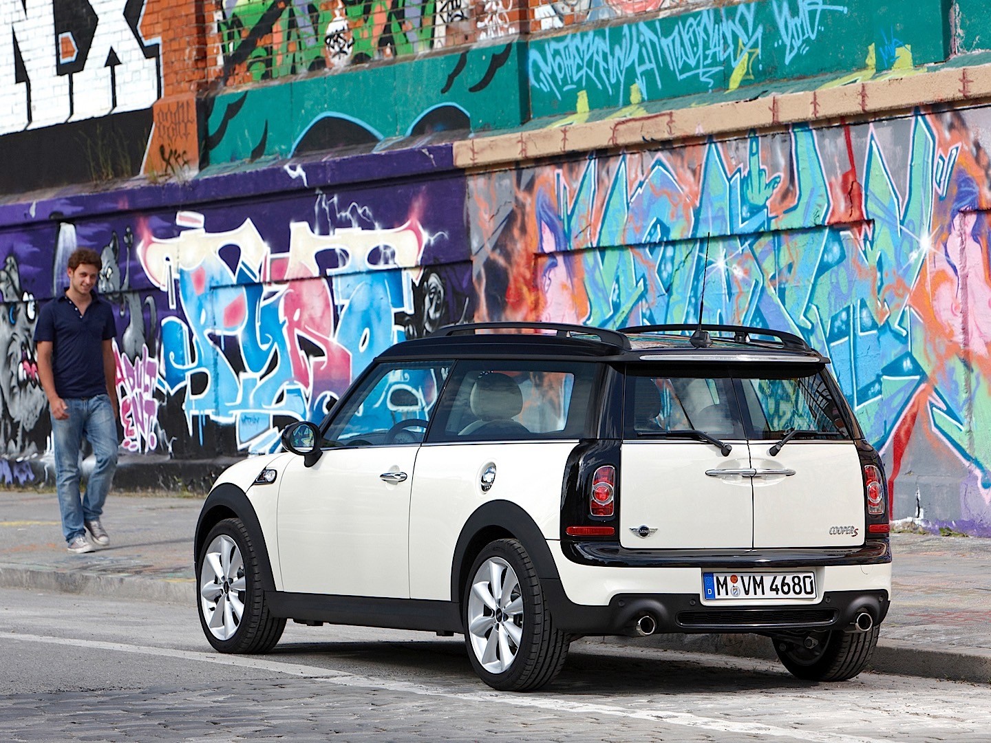Mini Clubman photo 14