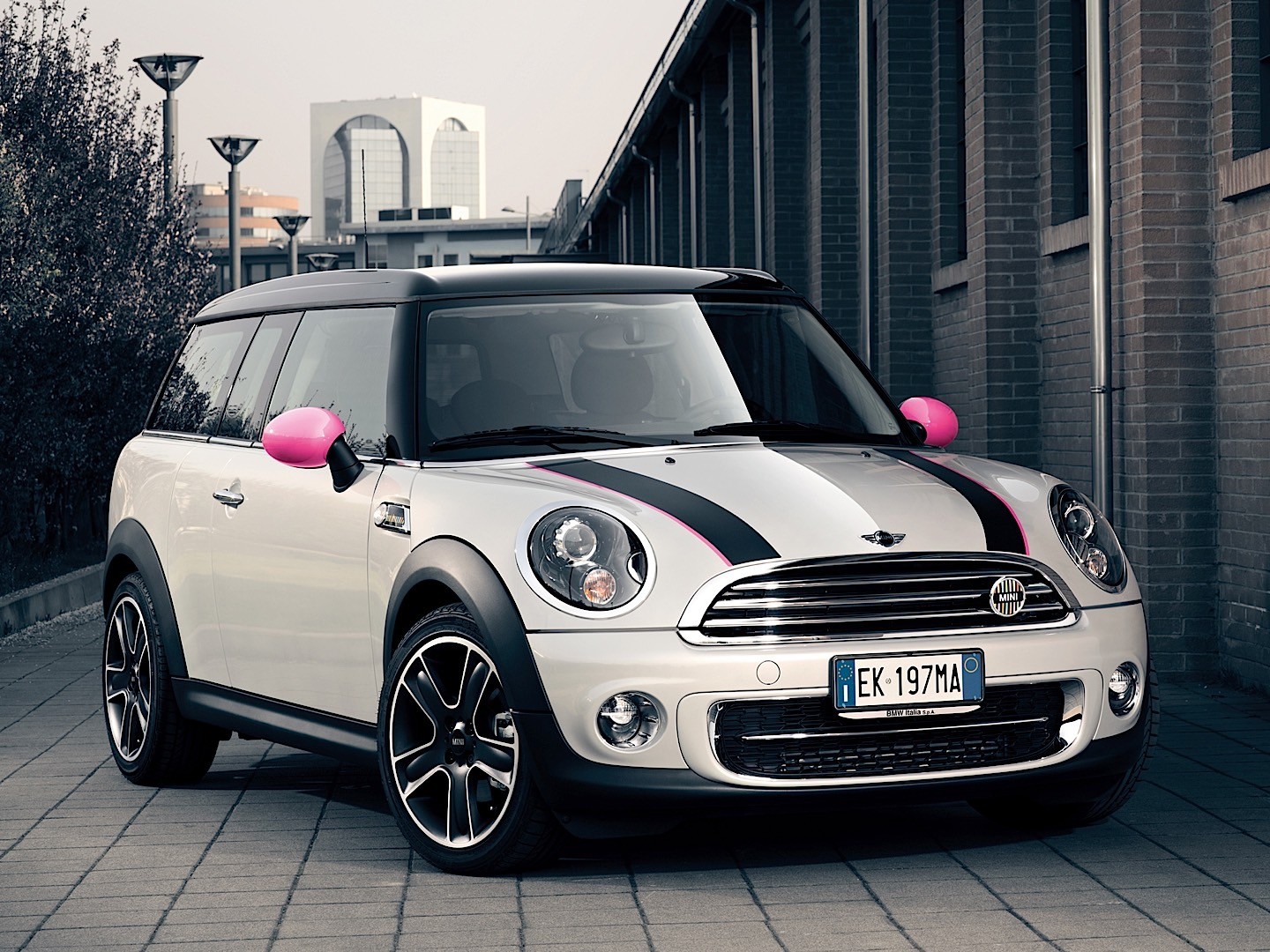 Mini Clubman photo 26
