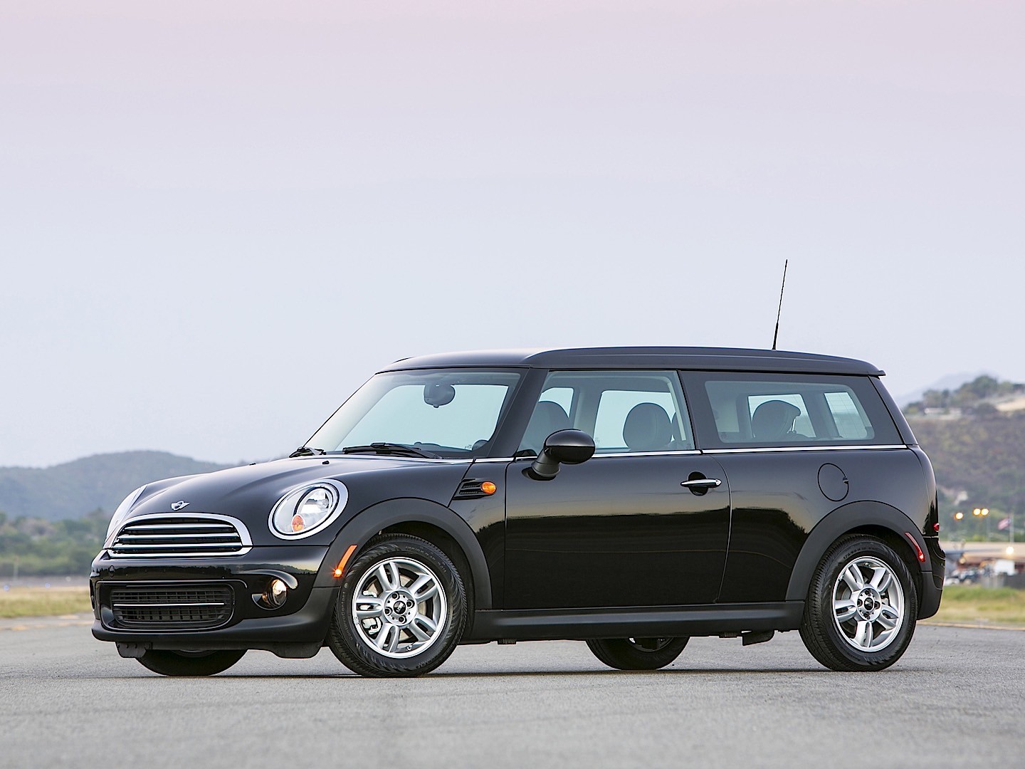 Mini Clubman photo 30