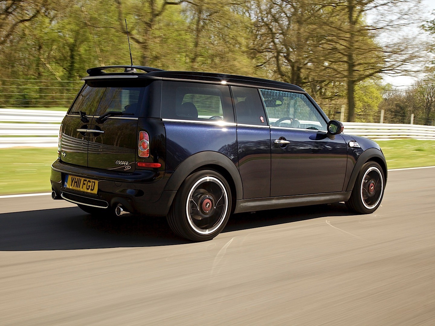 Mini Clubman photo 78