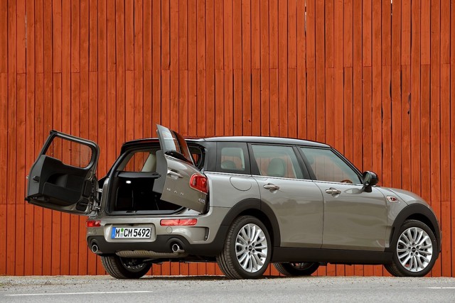 Mini Clubman photo 128