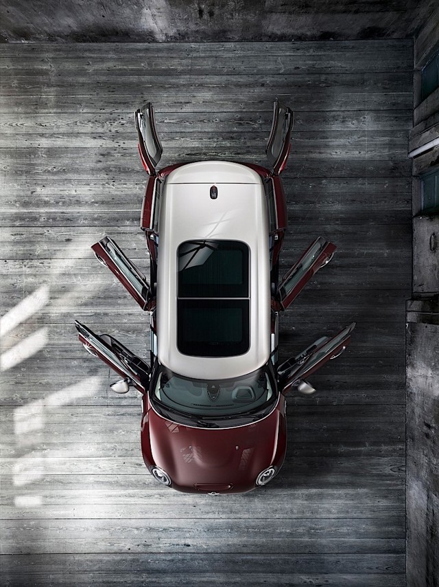 Mini Clubman photo 2