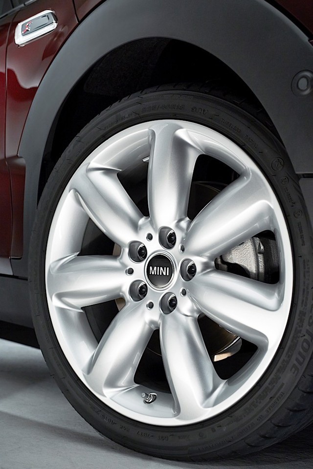 Mini Clubman photo 3
