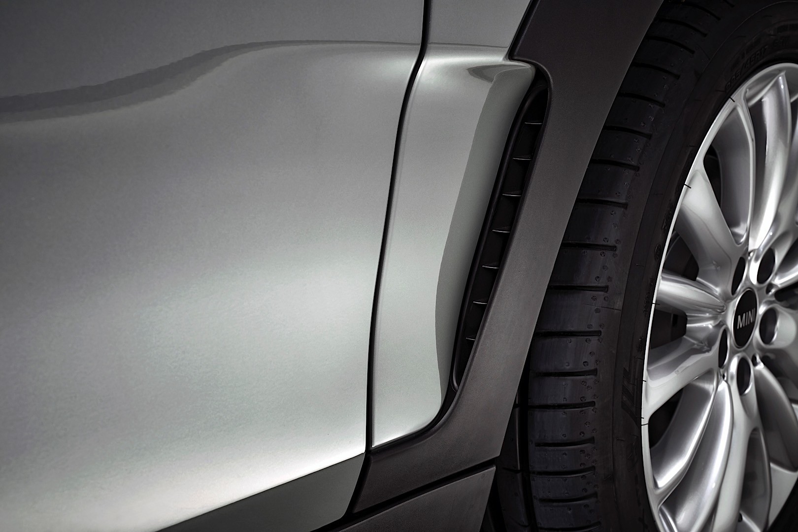 Mini Clubman photo 36