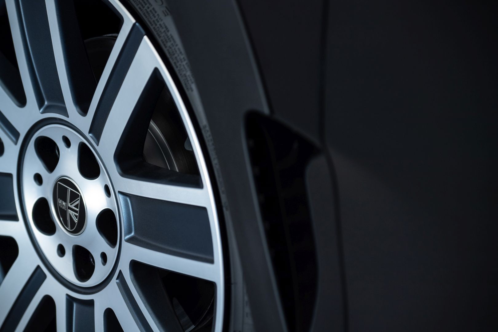 Mini Clubman photo 128