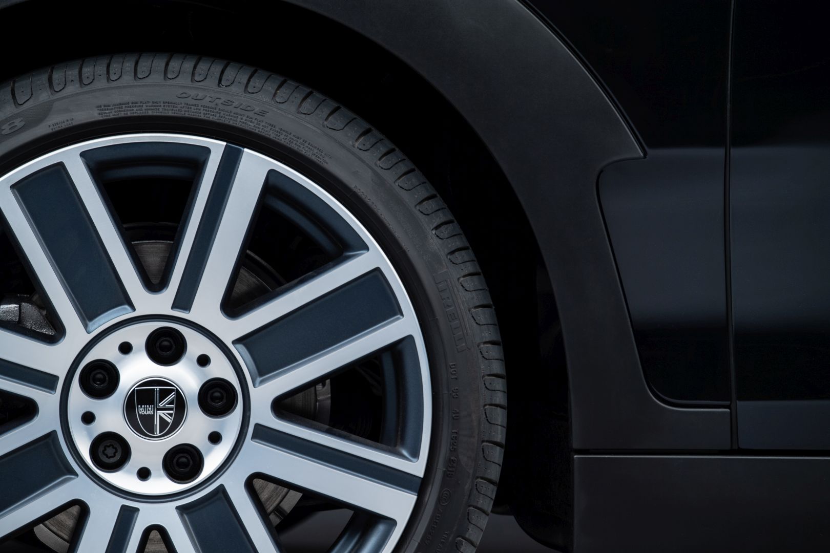 Mini Clubman photo 175