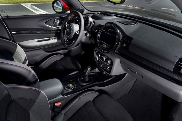 Mini Clubman photo 260