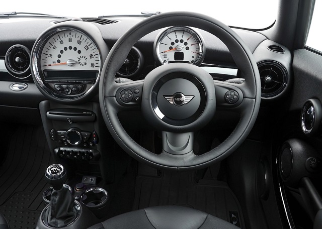 Mini Clubvan photo 60
