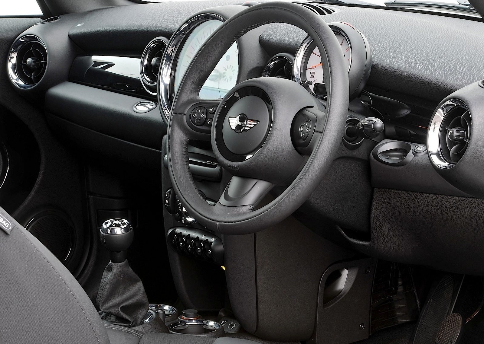 Mini Clubvan photo 61