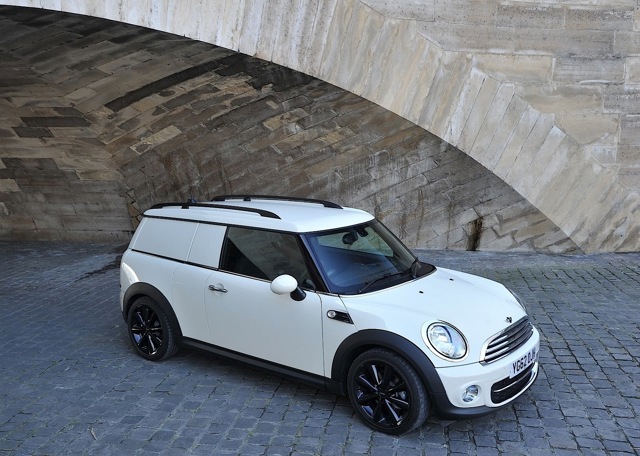 Mini Clubvan photo 26