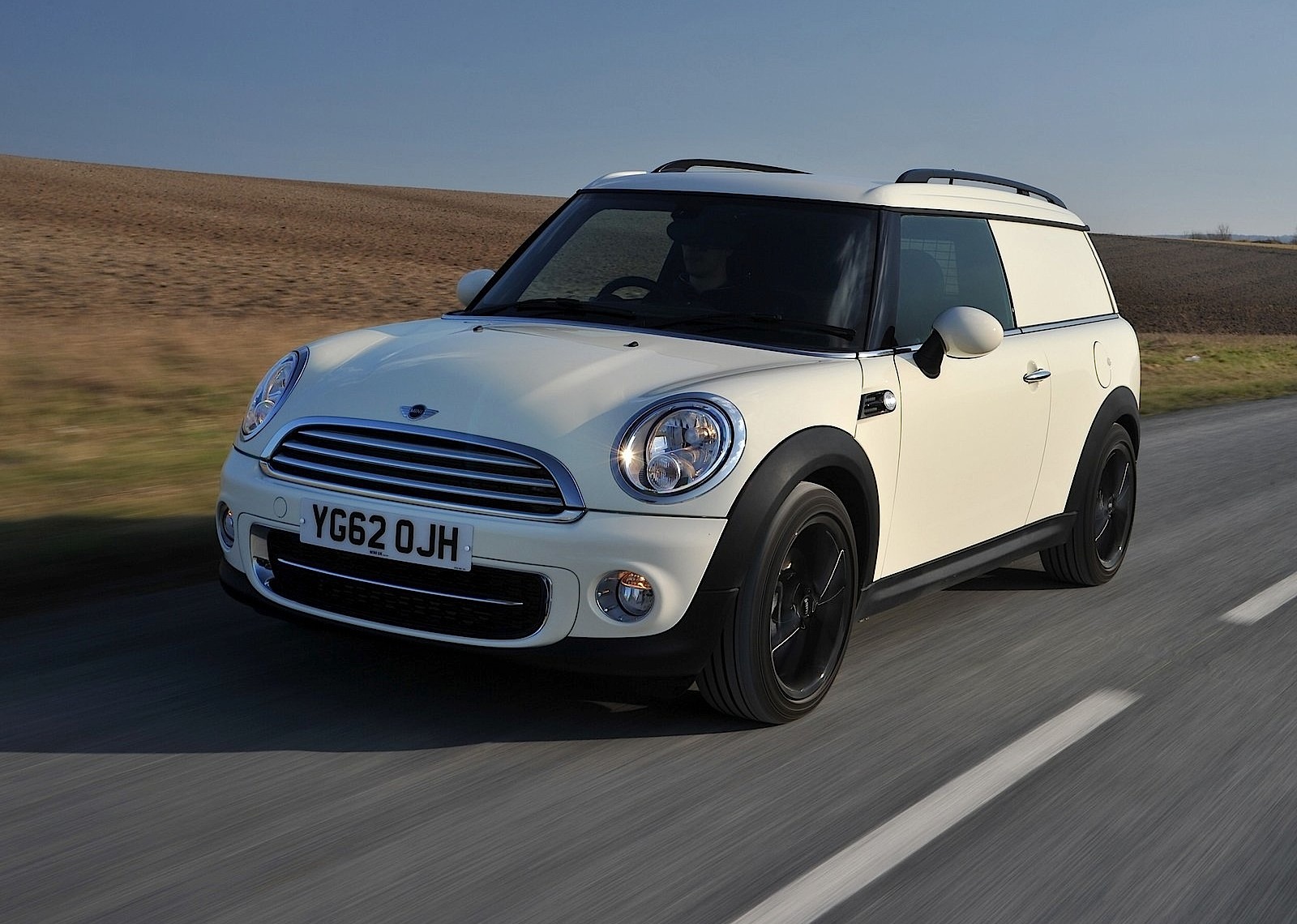 Mini Clubvan photo 30