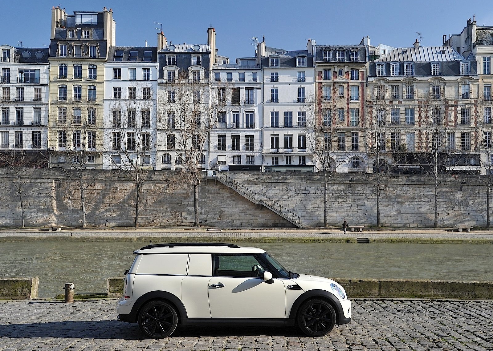 Mini Clubvan photo 38