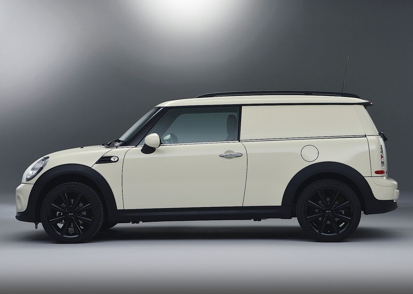 Mini Clubvan photo 52