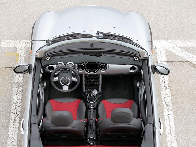 Mini Convertible photo 8