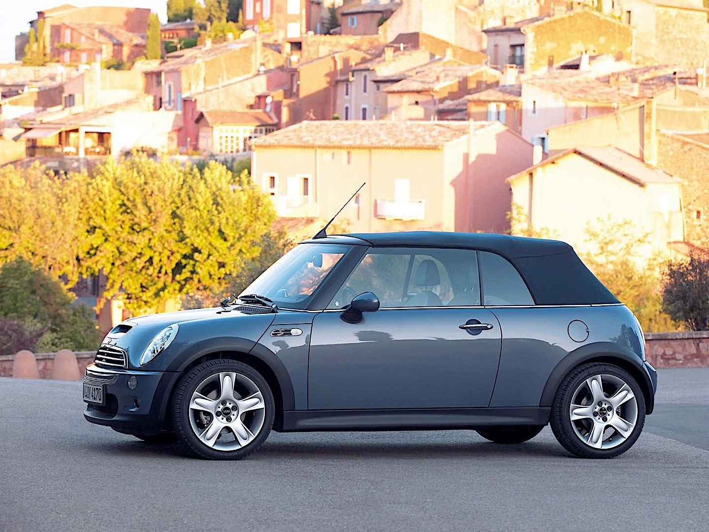 Mini Convertible photo 24