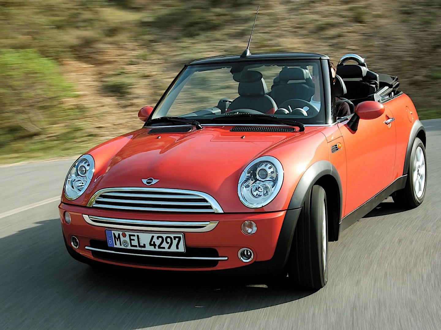 Mini Convertible photo 27