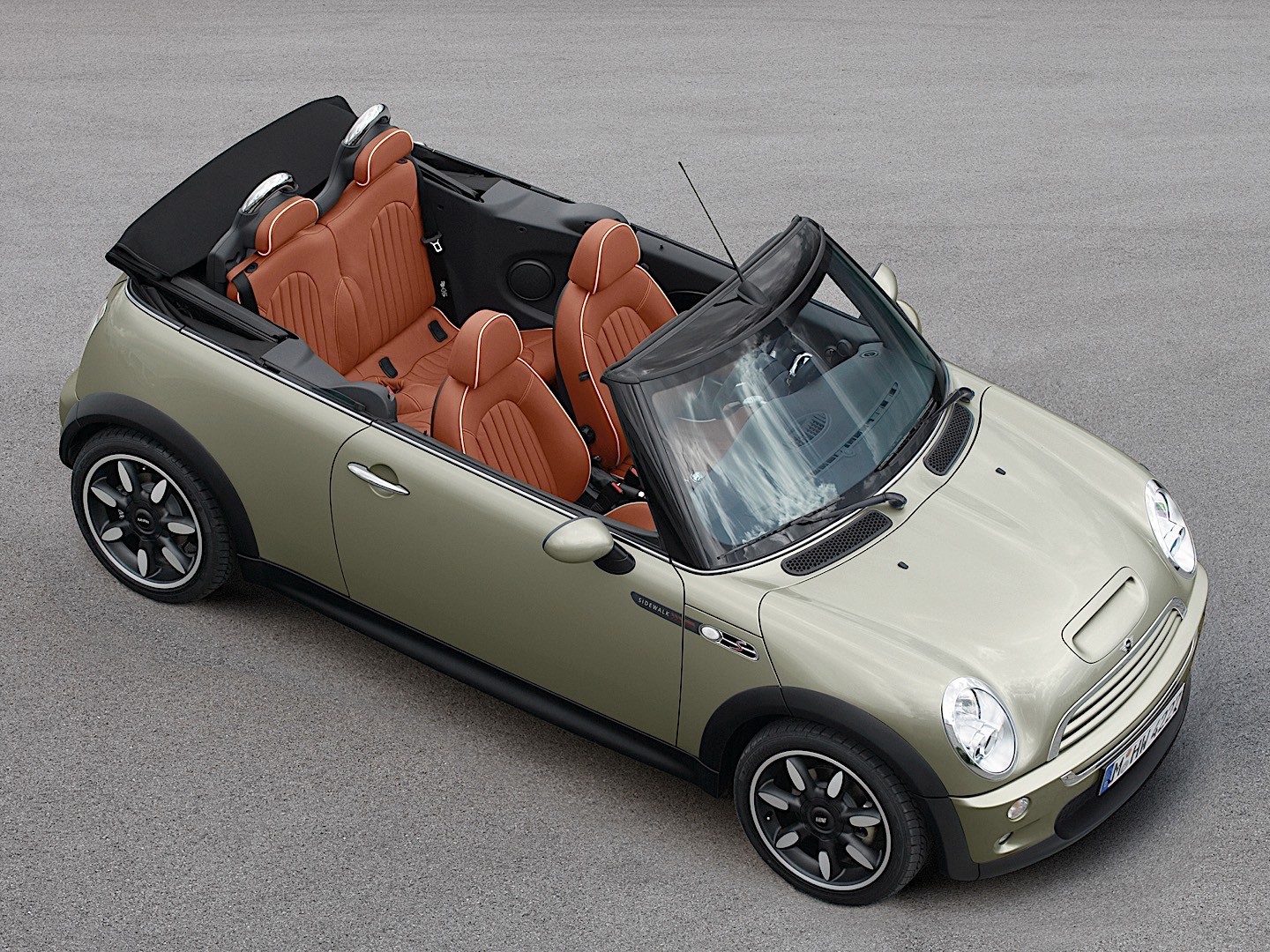 Mini Convertible photo 39