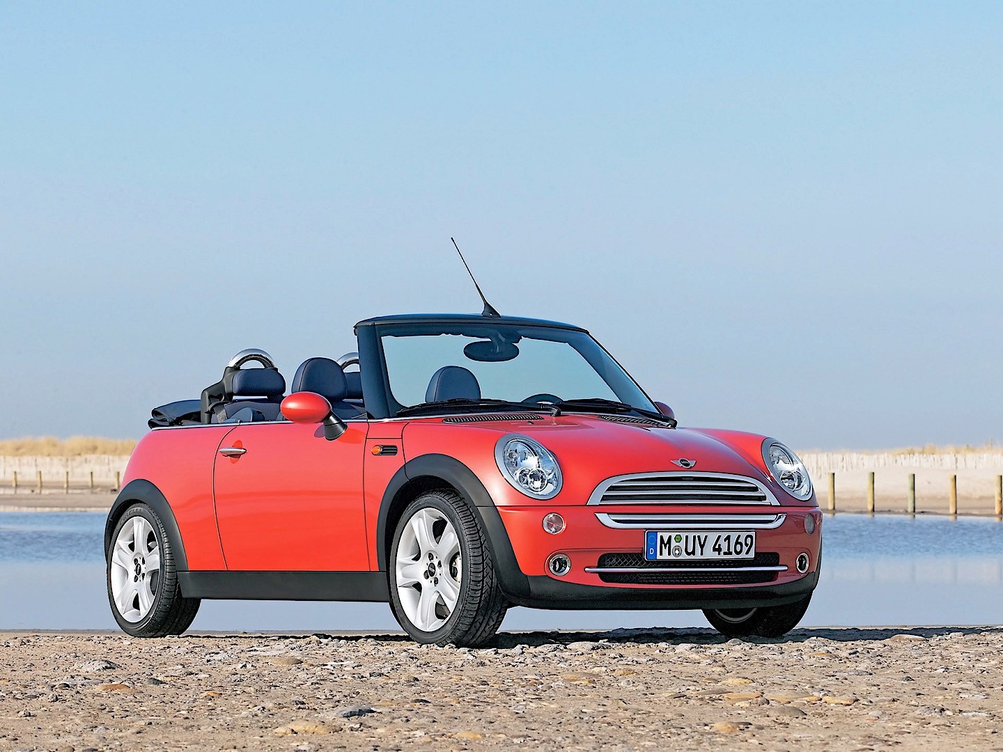 Mini Convertible photo 53