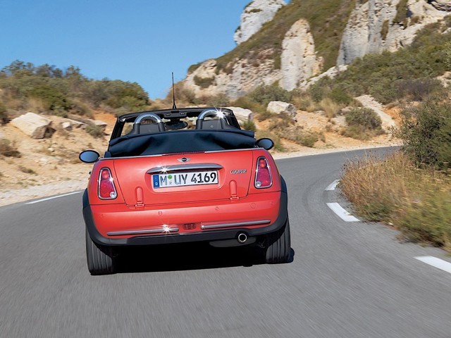 Mini Convertible photo 54