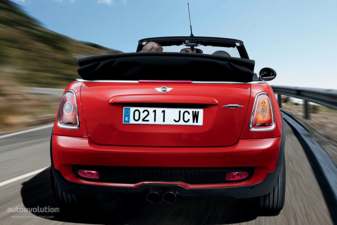 Mini Convertible photo 43