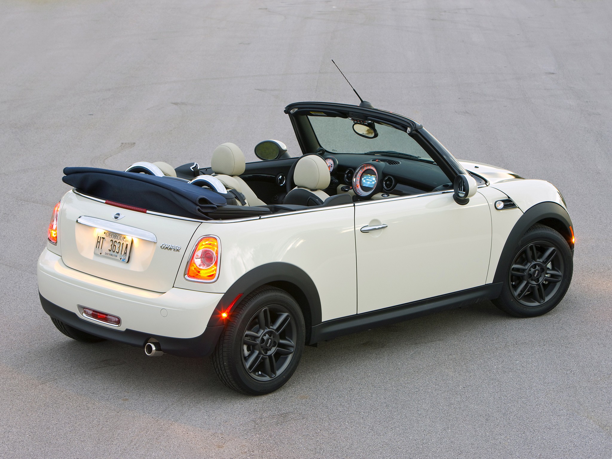 Mini Convertible photo 49
