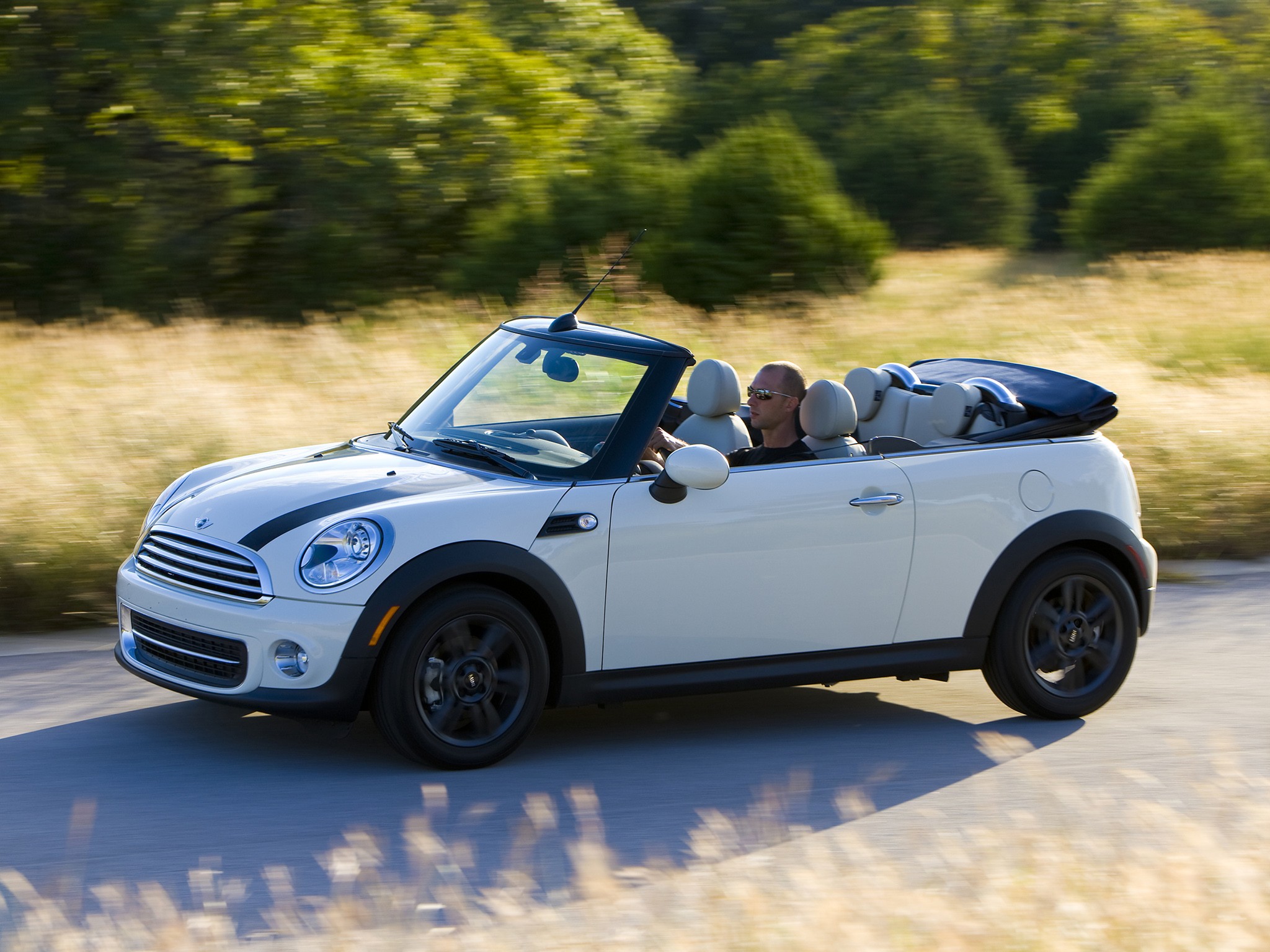 Mini Convertible photo 51
