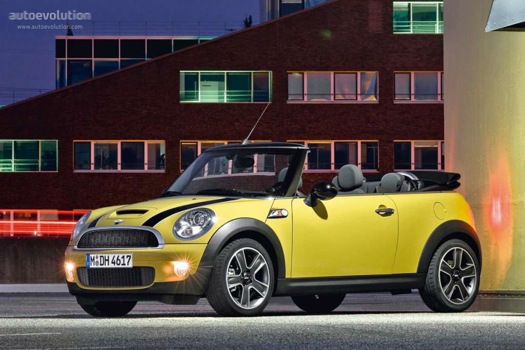 Mini Convertible photo 12