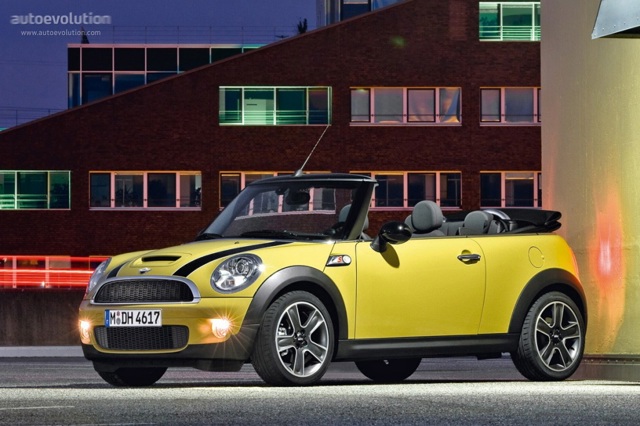Mini Convertible photo 12